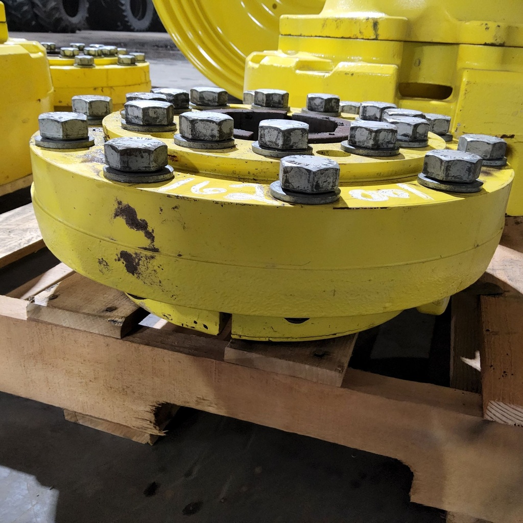 10-Hole Wedg-Lok OE Style, 4.72" (120.02mm) axle, John Deere Yellow