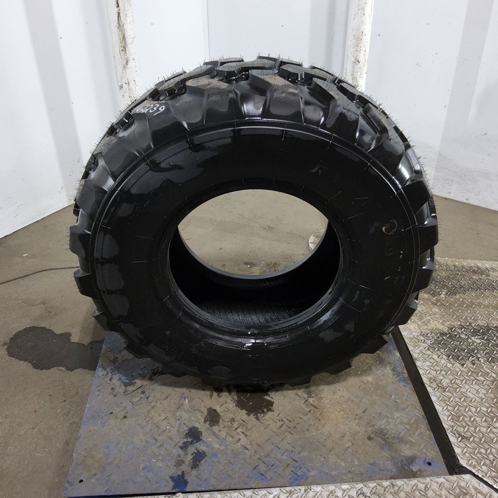 365/70R18 Mitas EM-01 G-2/L-2 135B 99%