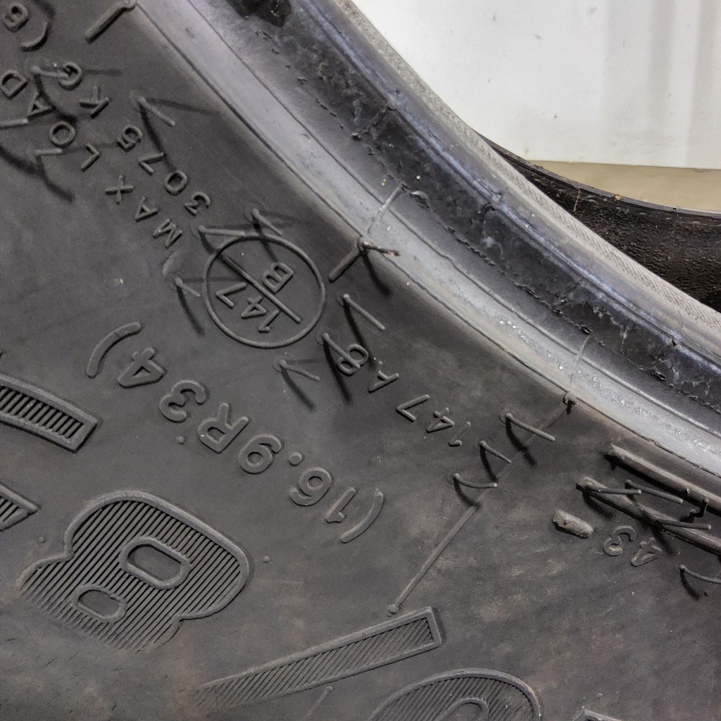 420/85R34 Goodyear Farm DT806 Optitrac R-1W 147B 55%