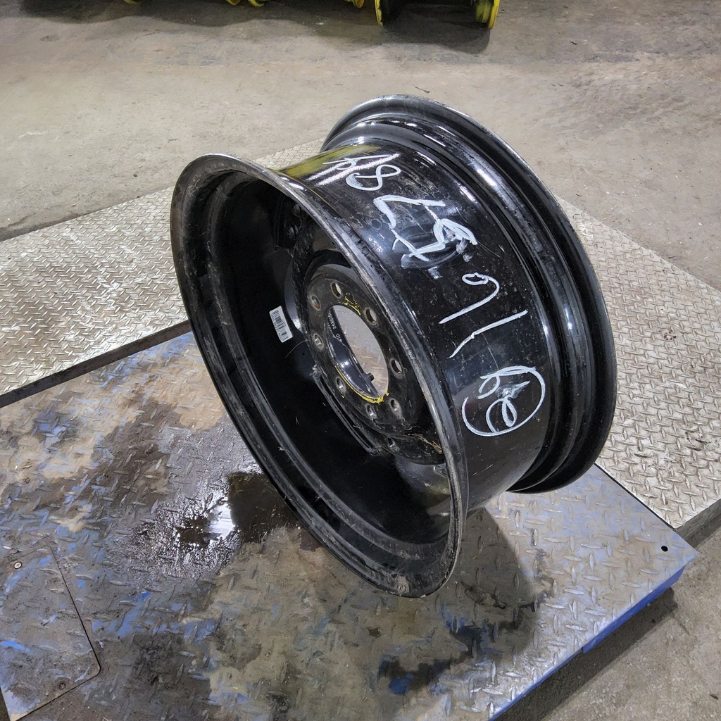 10"W x 24"D, Black 8-Hole Rim with Clamp/U-Clamp (groups of 2 bolts)