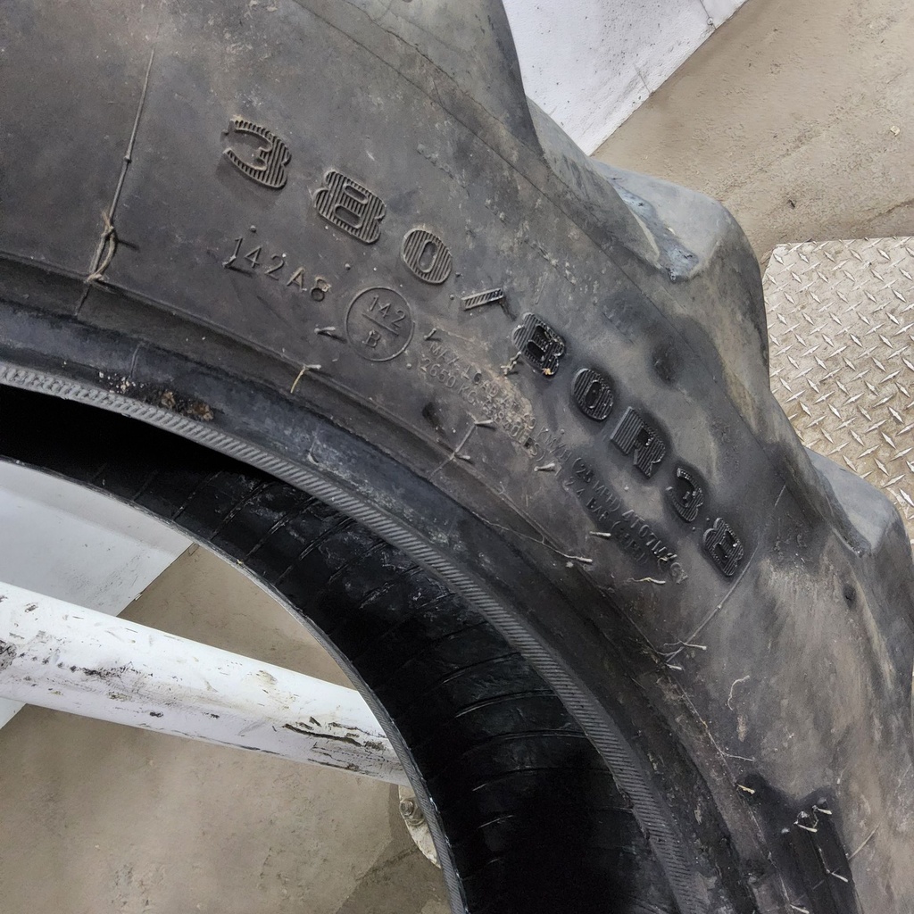 380/80R38 Goodyear Farm DT800 Super Traction R-1W 142A8 50%