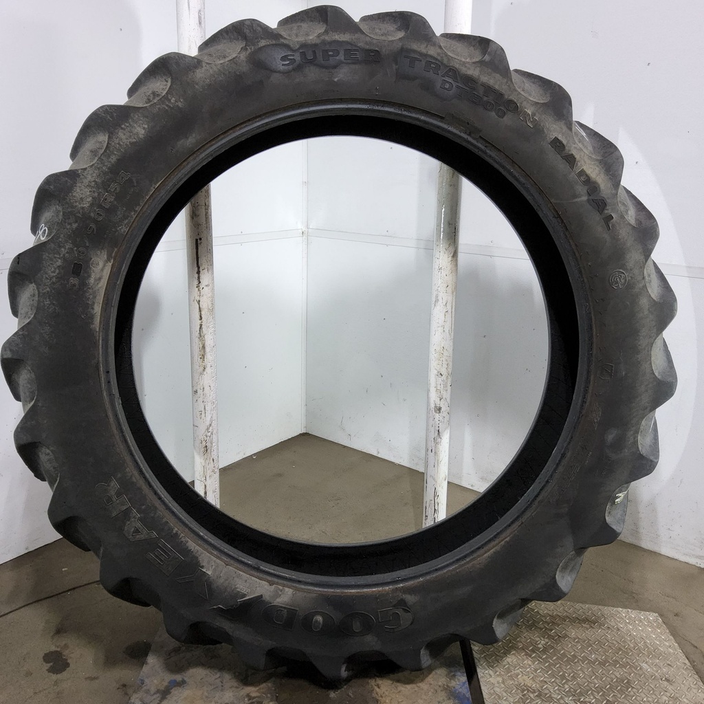 380/90R54 Goodyear Farm DT800 Super Traction R-1W 152A8 60%