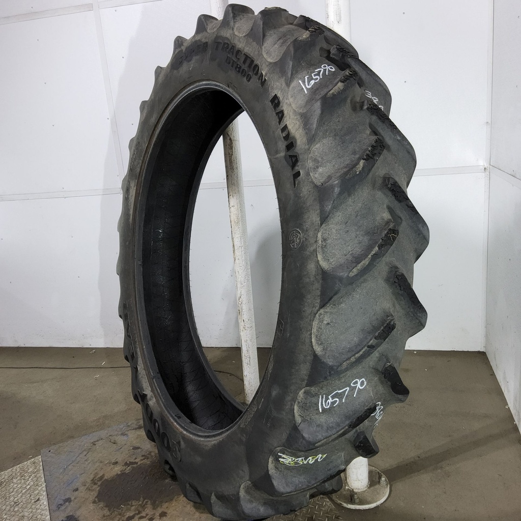 380/90R54 Goodyear Farm DT800 Super Traction R-1W 152A8 60%