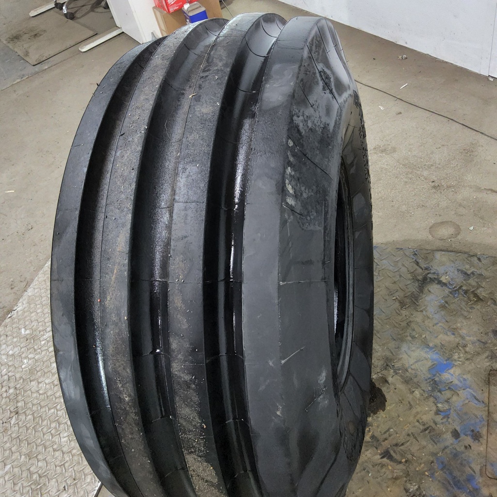 14L-16.1SL Armstrong Tru-Trac Multi-RIB F-2M E (10 Ply), 90%