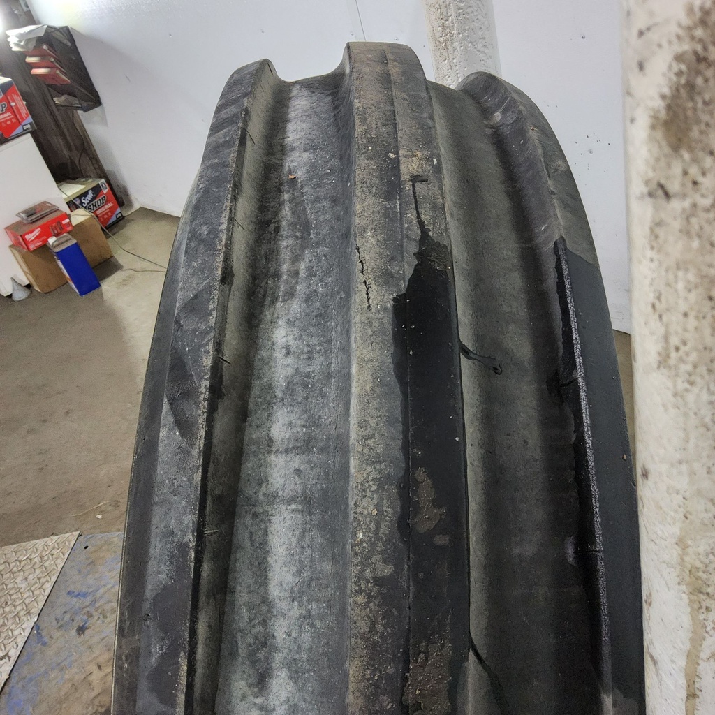 11.00-24 Firestone Champion Guide Grip HD 3-Rib F-2 D (8 Ply), 75%