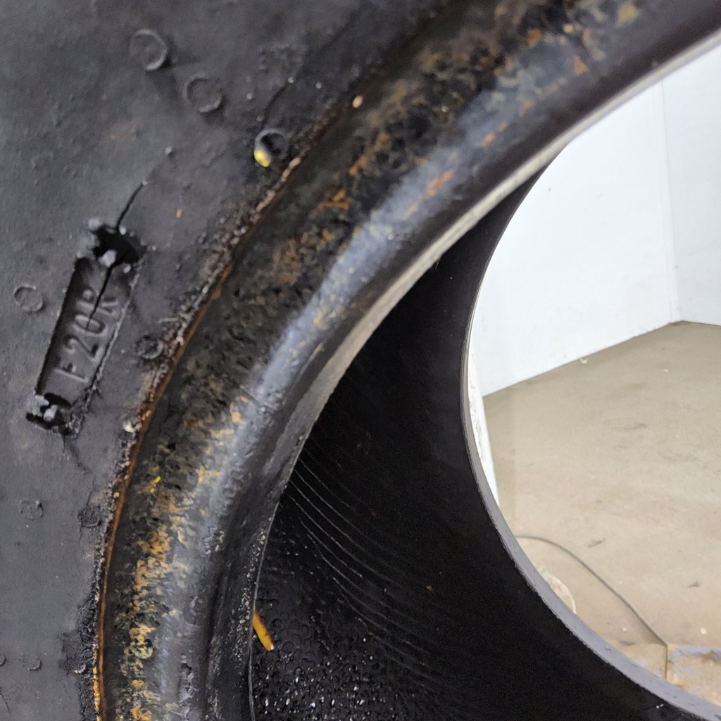 14L-16.1 Firestone Champion Guide Grip 4-Rib F-2M E (10 Ply), 85%