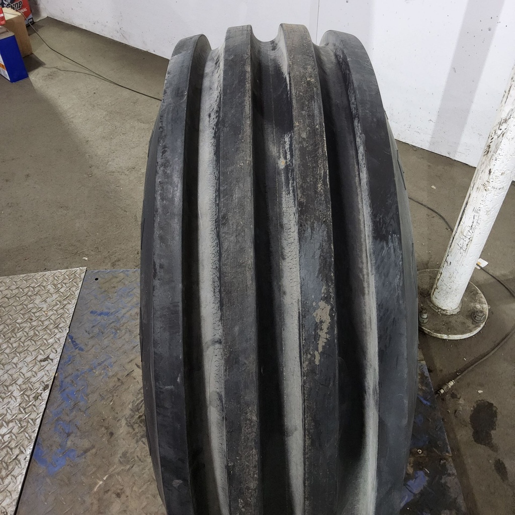 14L-16.1 Goodyear Farm Dyna Rib SL F-2M E (10 Ply), 95%