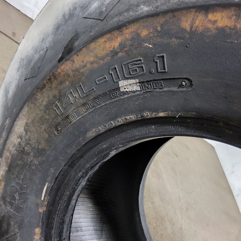 14L-16.1 Goodyear Farm Dyna Rib SL F-2M E (10 Ply), 95%