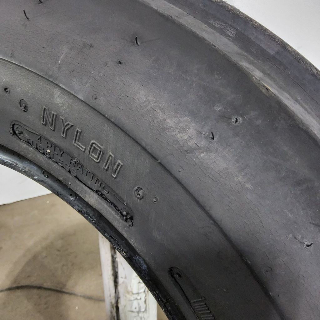 5.50-16SL Titan Farm Tru-Trac 3-Rib F-2 B (4 Ply), 65%