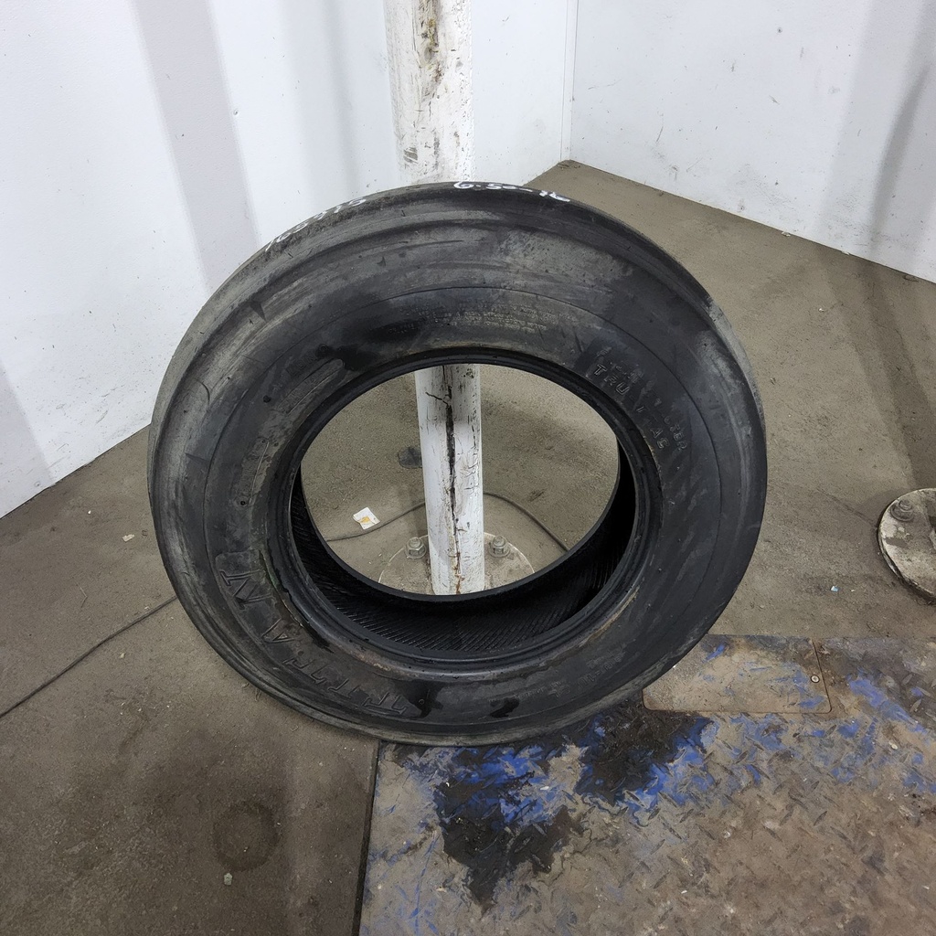 6.50-16SL Titan Farm Tru-Trac 3-Rib F-2 C (6 Ply), 70%