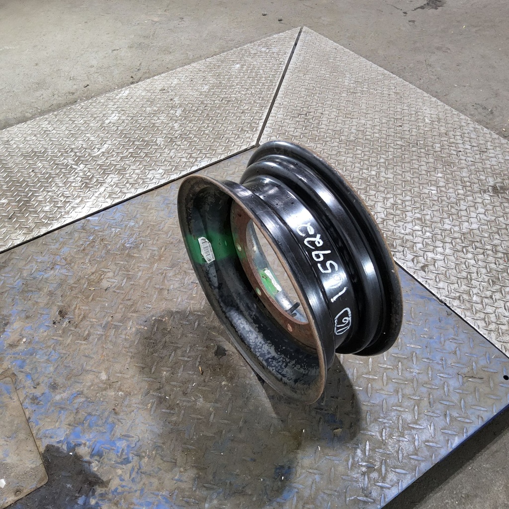 5.5"W x 16"D, Black 8-Hole Implement , 0.12" Offset