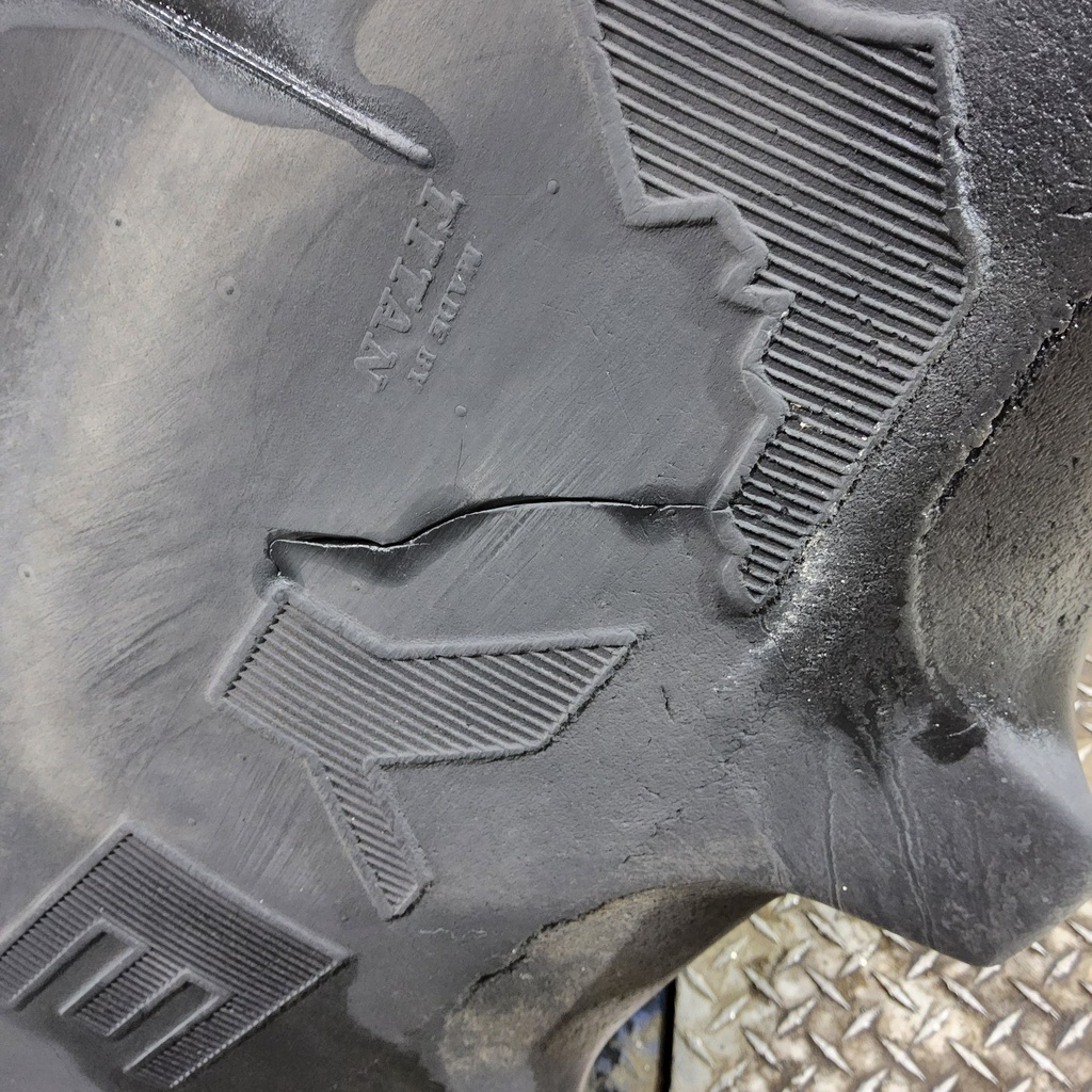 520/85R42 Goodyear Farm UltraTorque Radial R-1 157A8 70%