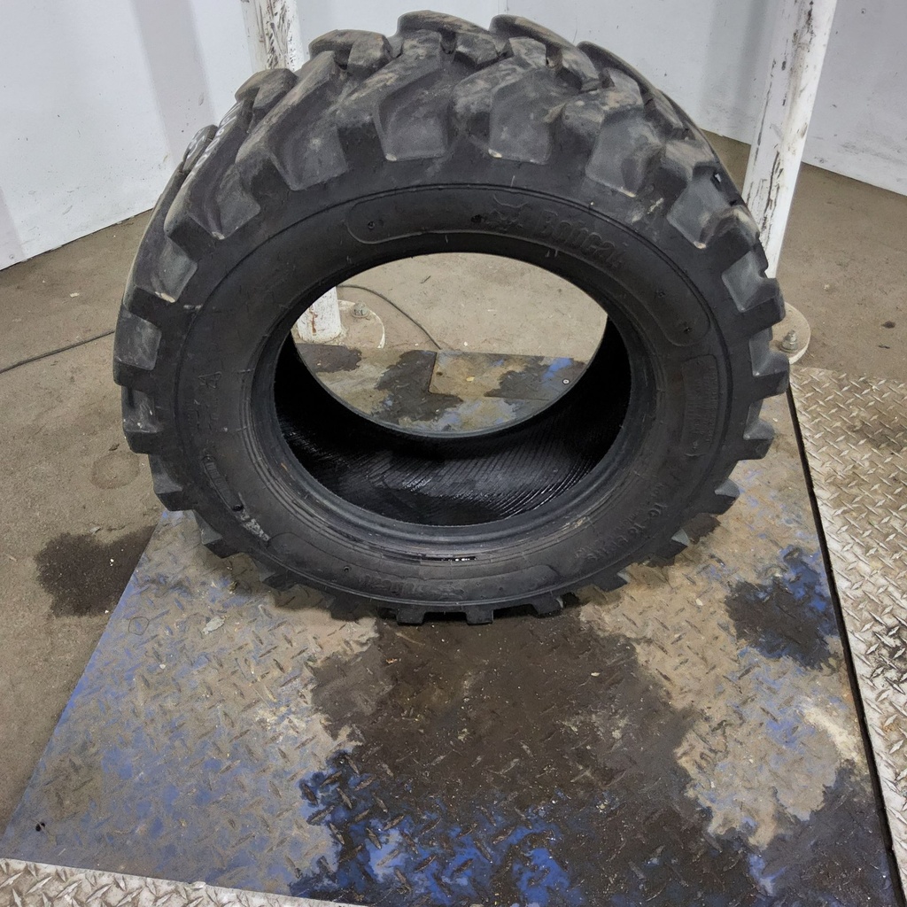 10-16.5NHS Bobcat R-4 C (6 Ply), 95%