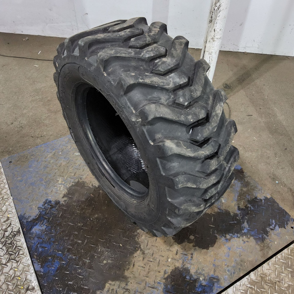 10-16.5NHS Bobcat R-4 C (6 Ply), 95%