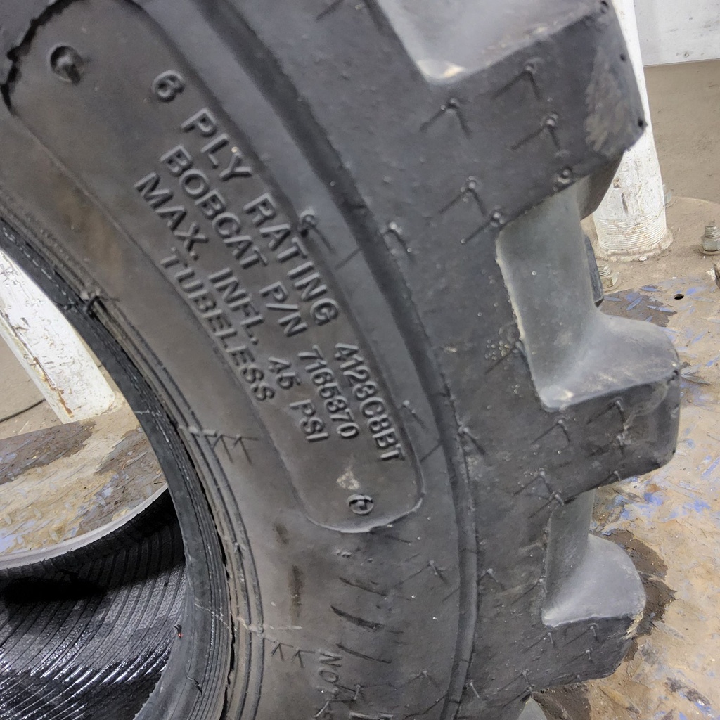 10-16.5NHS Bobcat R-4 C (6 Ply), 95%