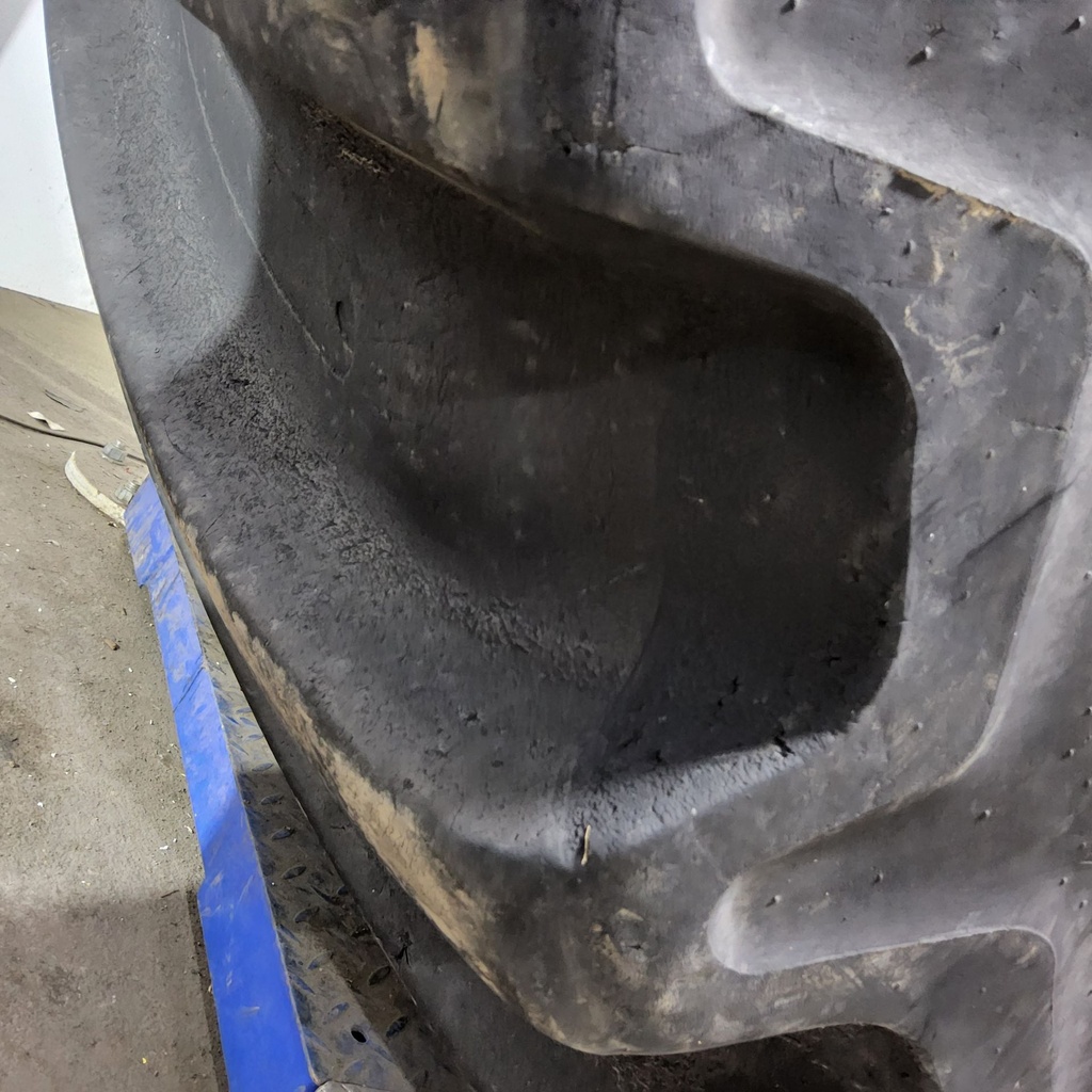 LSW1400/30R46 Goodyear Farm Optitrac R-1W 189D 75%