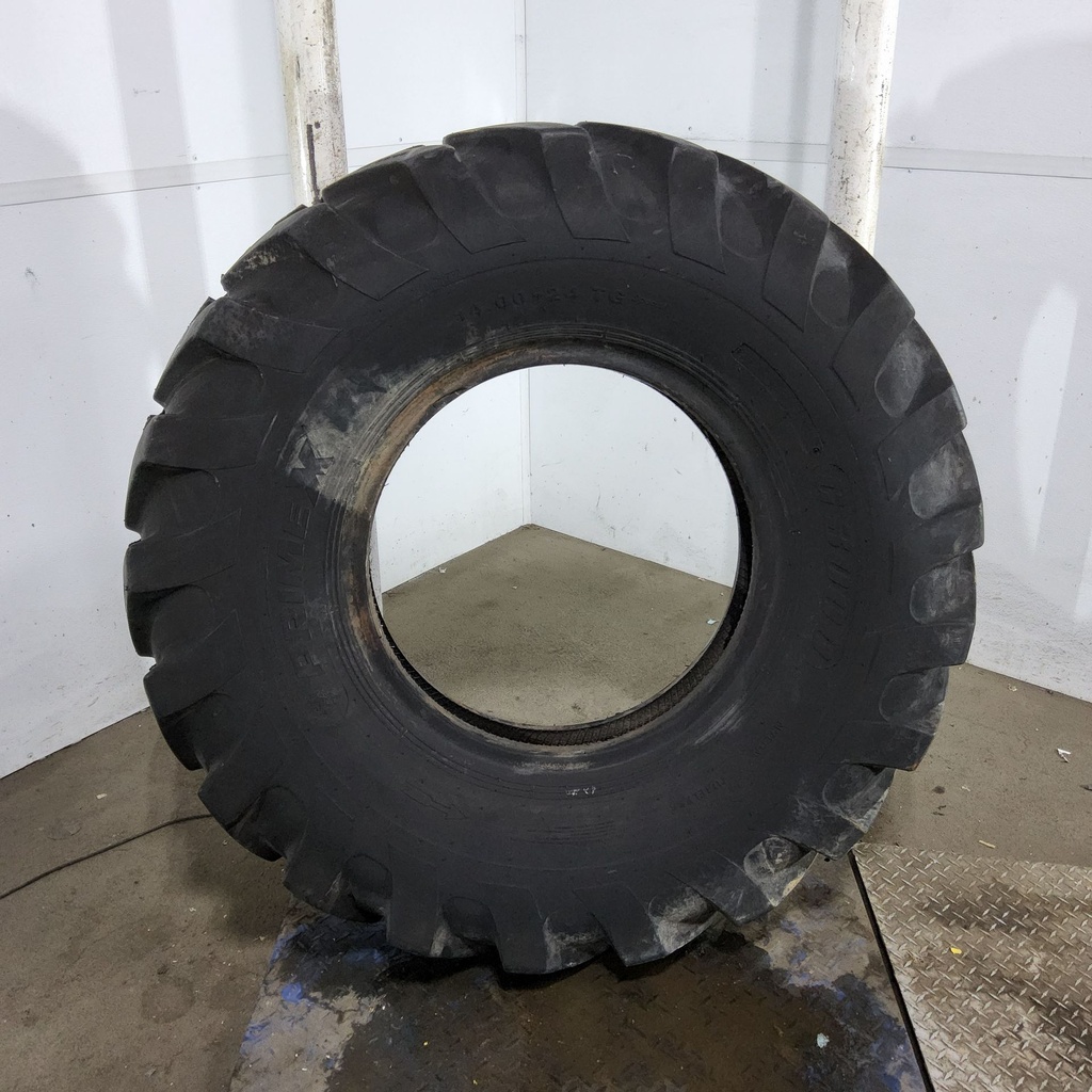 14.00-24 Primex G3000 G-2 H (16 Ply), 95%