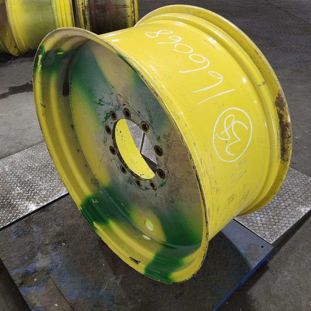 18"W x 38"D, John Deere Yellow 10-Hole Flat Plate Sprayer , 2.62" Offset