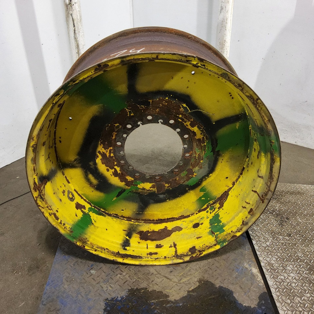 18"W x 38"D, John Deere Yellow 10-Hole Flat Plate Sprayer , -0.38" Offset