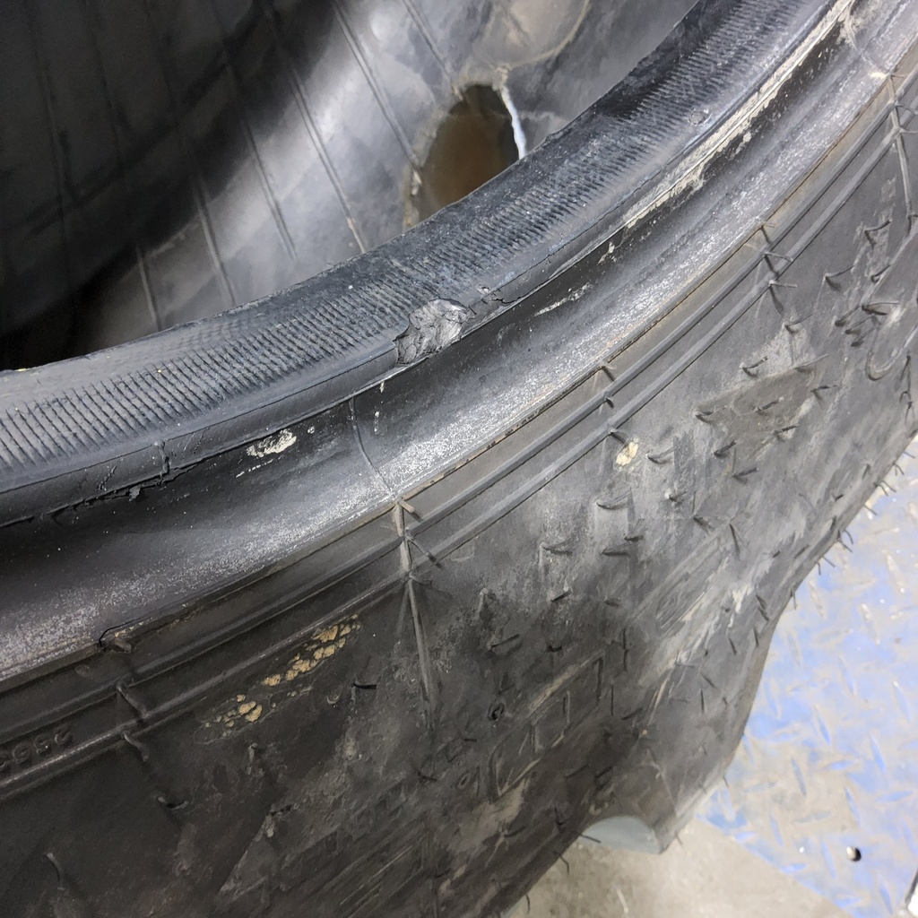 30.5L-32 Goodyear Farm Dyna Torque II R-1 G (14 Ply), 99%