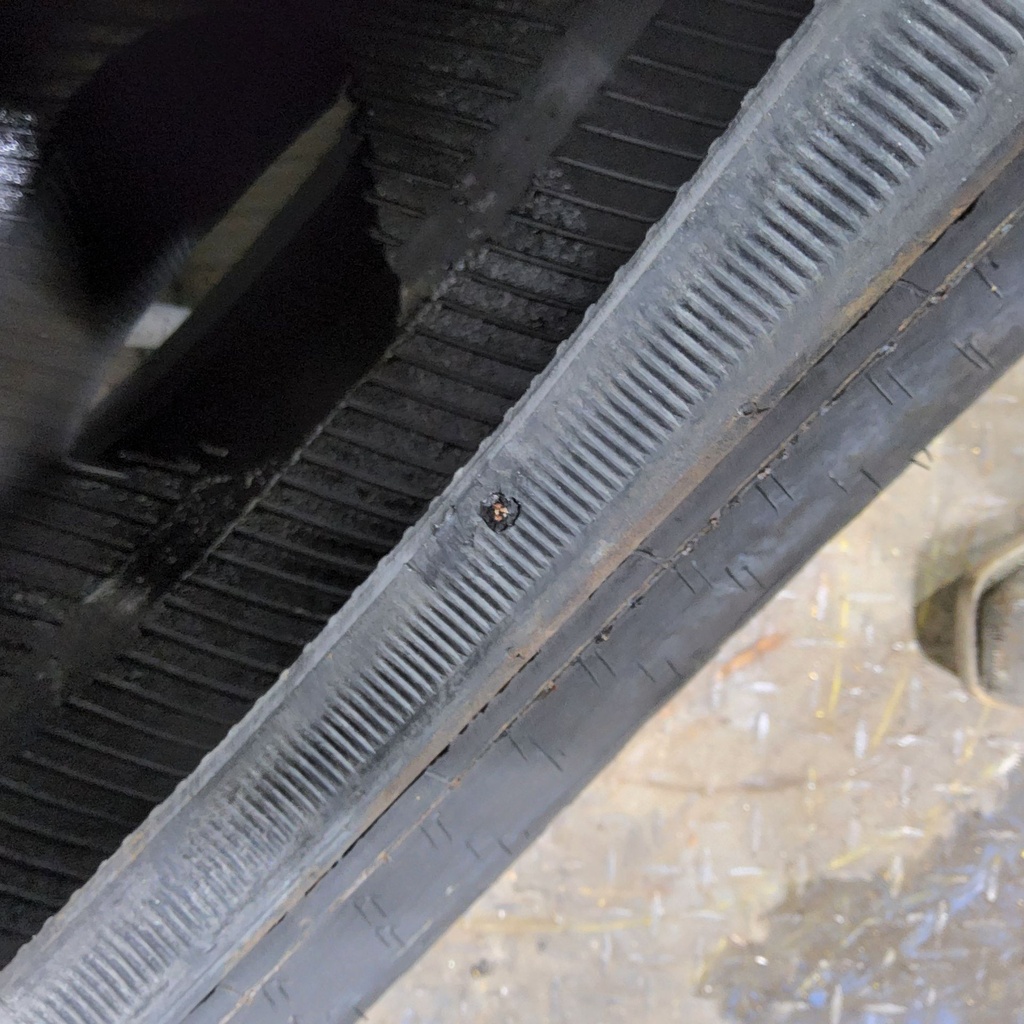 500/85R24 Continental Super Volume SVT R-1W 158A8 85%