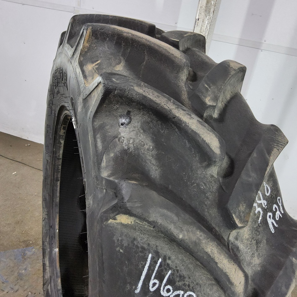 380/85R28 Goodyear Farm DT806 Optitrac R-1W 133A8 55%