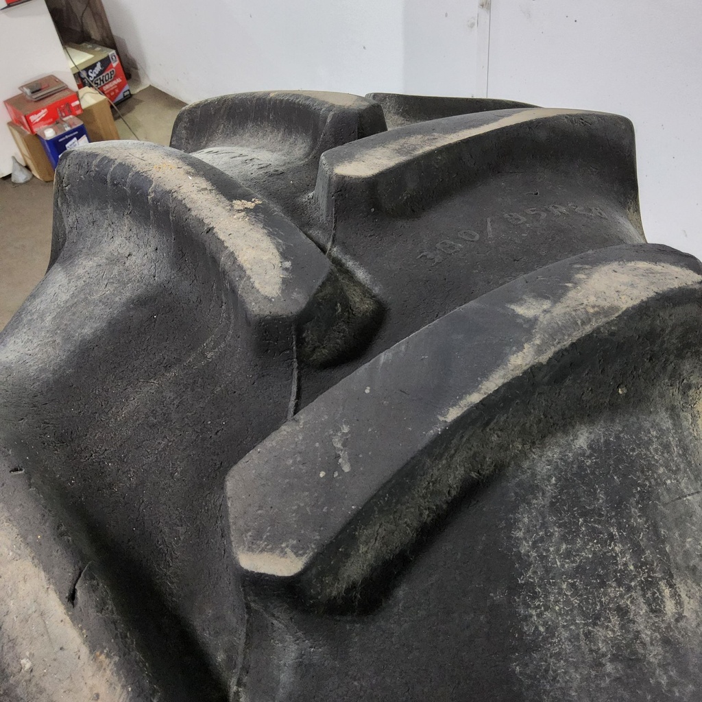 380/85R28 Goodyear Farm DT806 Optitrac R-1W 133A8 55%