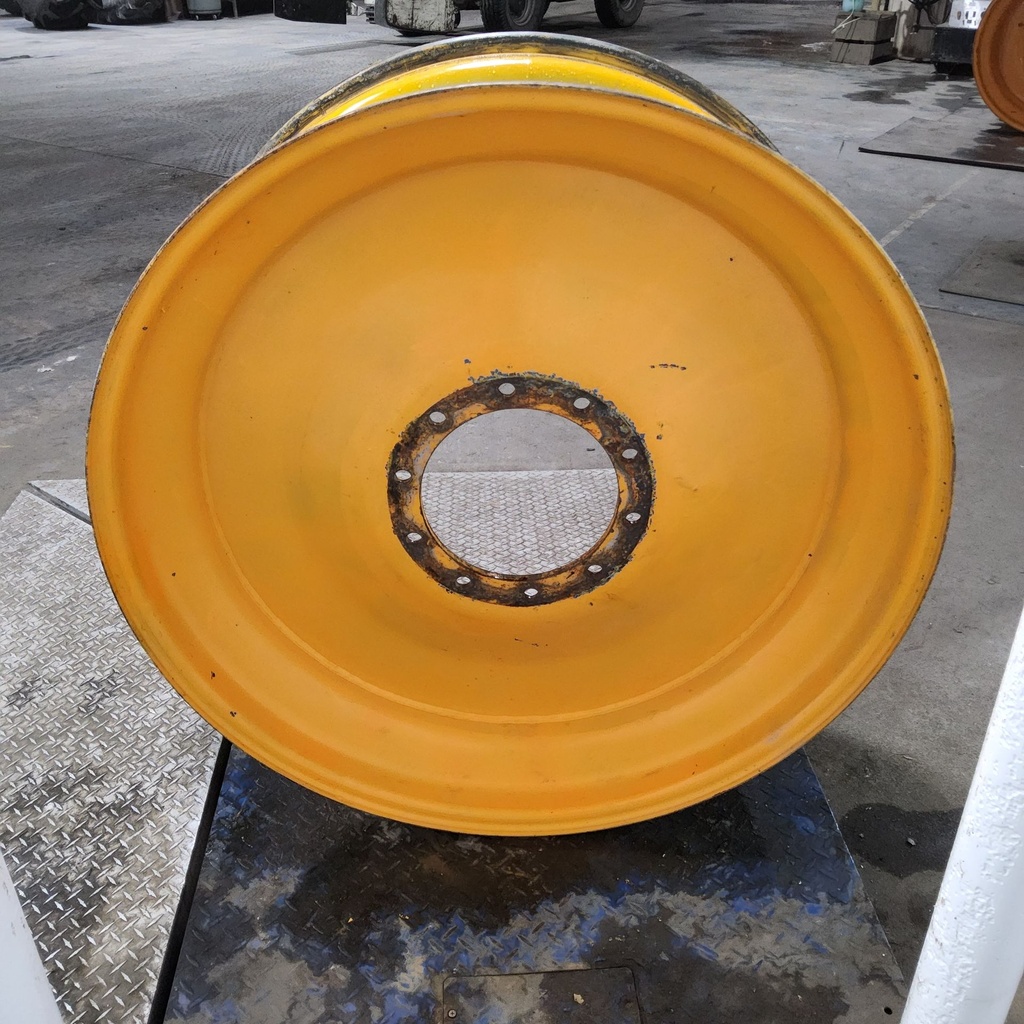 18"W x 42"D, Hagie Orange 10-Hole Formed Plate Sprayer , -6.12" Offset