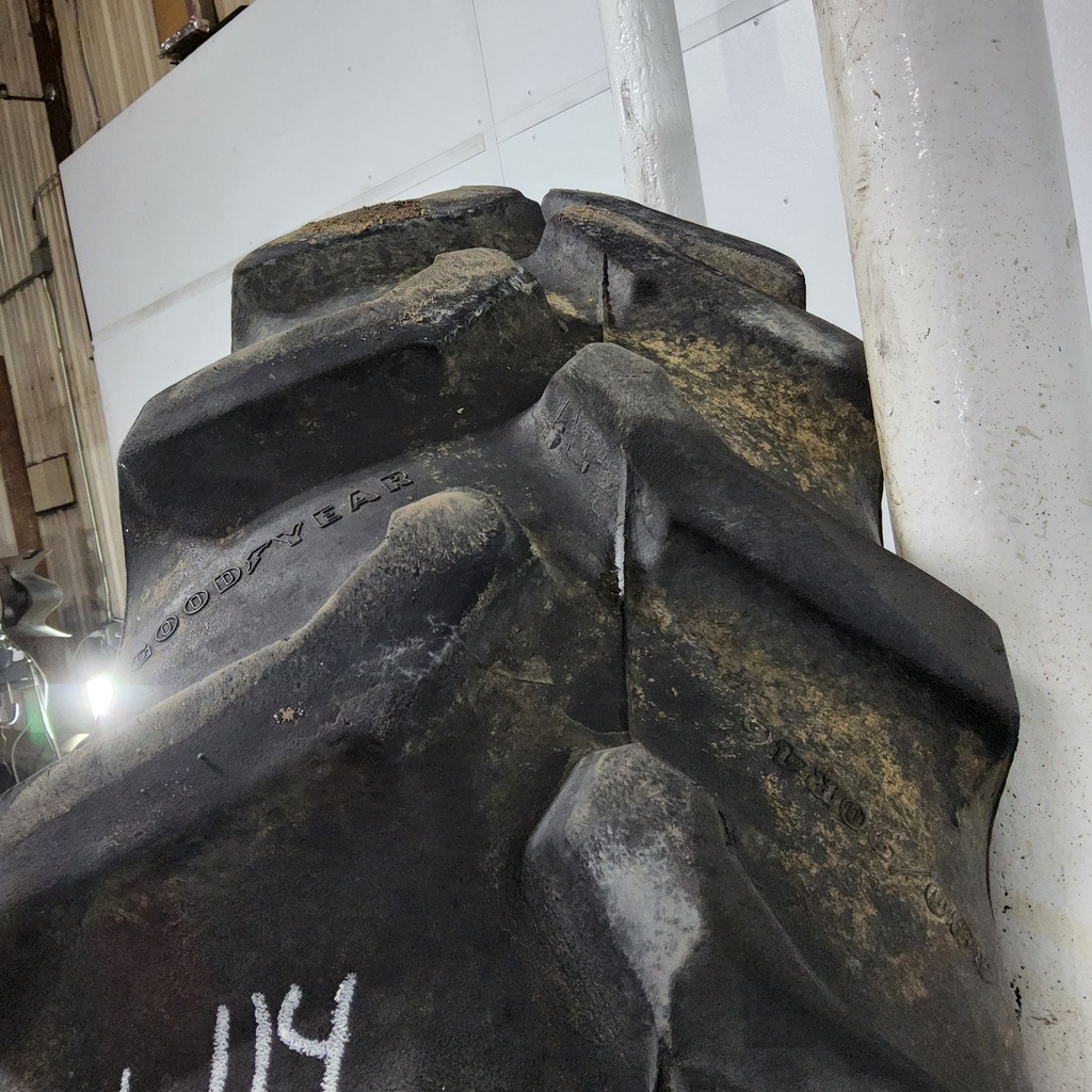 380/90R46 Goodyear Farm UltraTorque Radial R-1 159B 55%