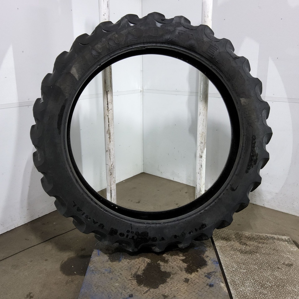 320/90R54 Goodyear Farm DT800 Super Traction R-1W 149A8 75%