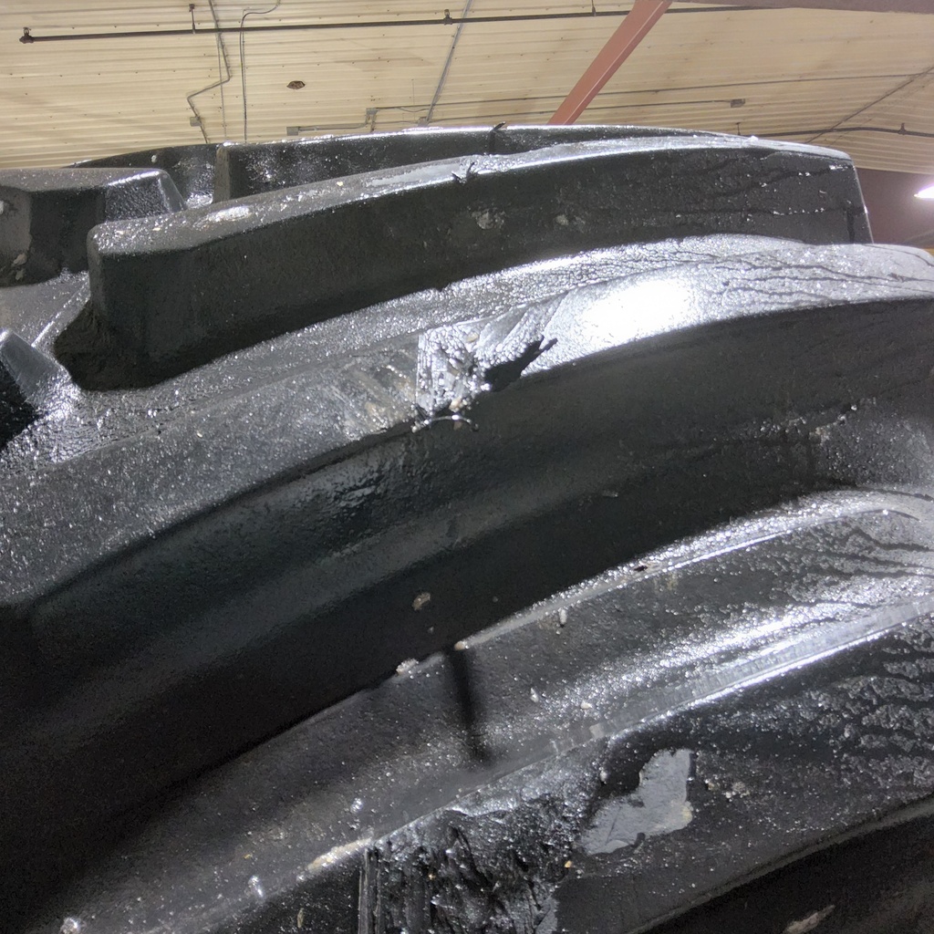 IF1250/50R32 Firestone Radial Deep Tread 23 CFO R-1W 188B 95%