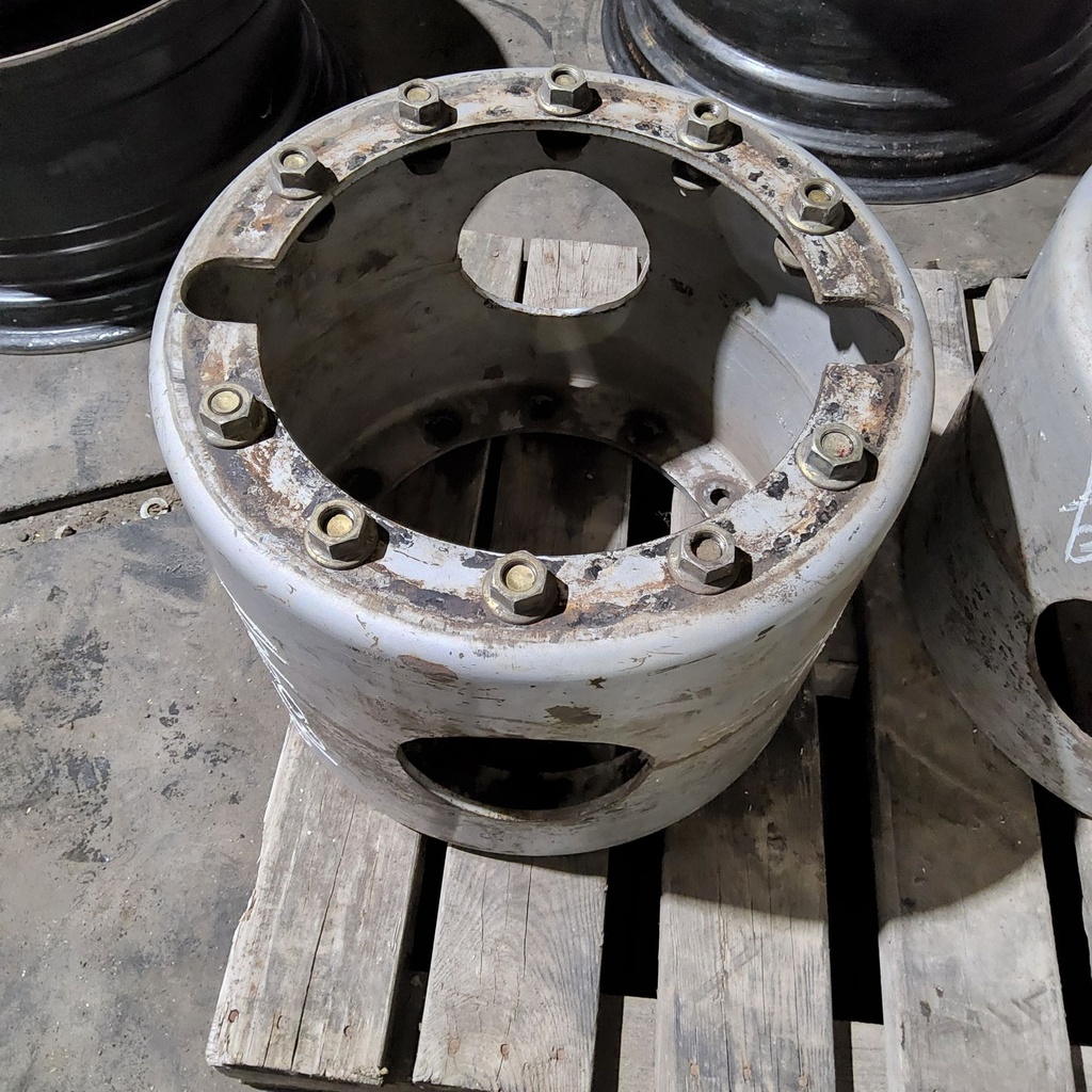 12-Hole 15.5"L FWD Spacer, Case IH Silver Mist