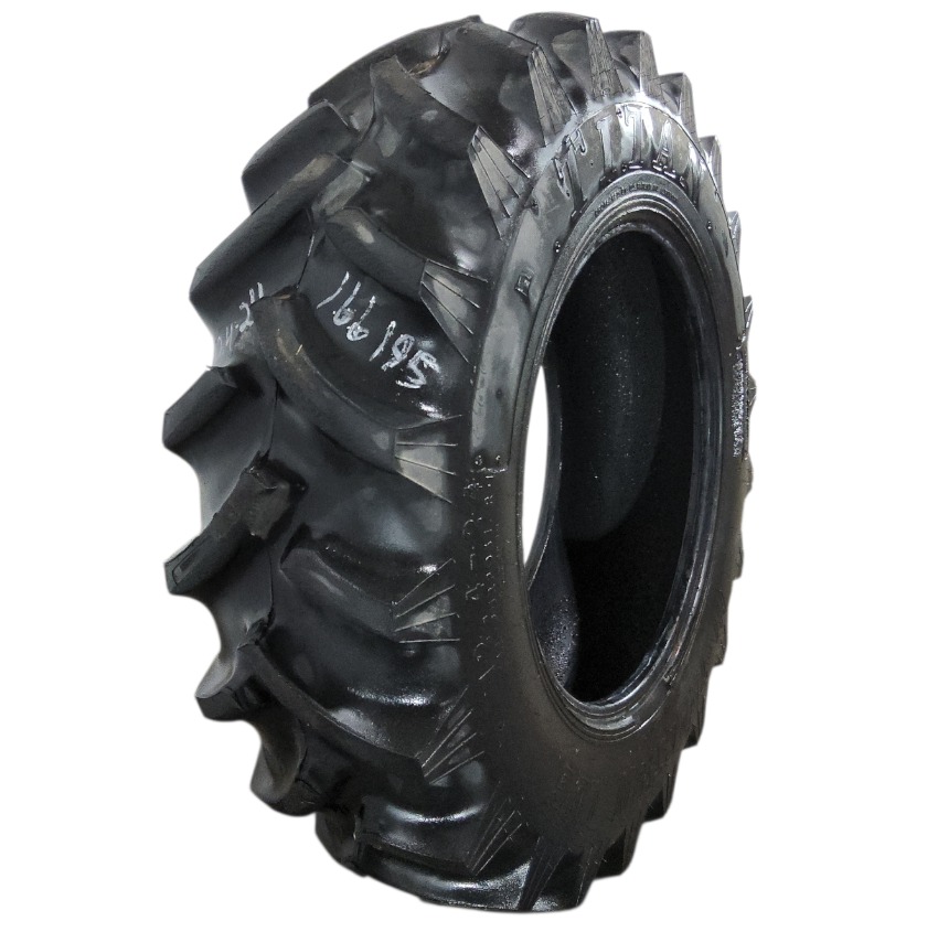 12.4-24 Titan Farm Hi Traction Lug R-1 D (8 Ply), 90%