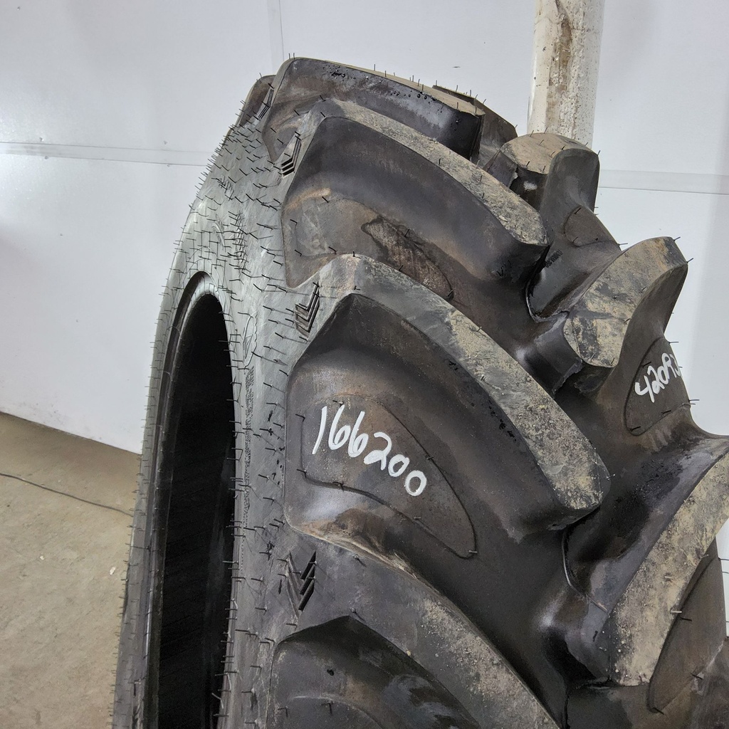 420/85R30 Galaxy Earth Pro Radial 850 R-1W 140A8 99%