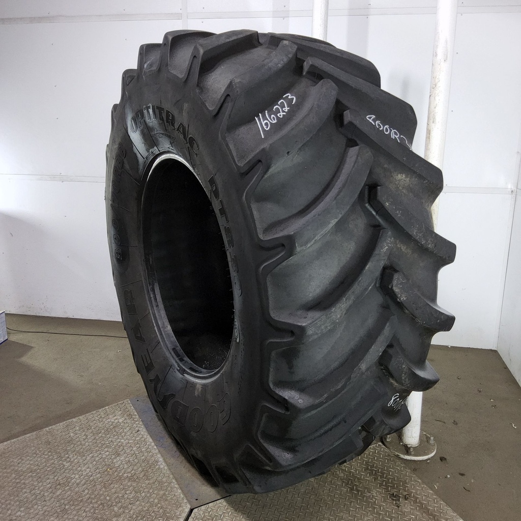 800/70R38 Goodyear Farm DT830 Optitrac R-1W 173A8 75%