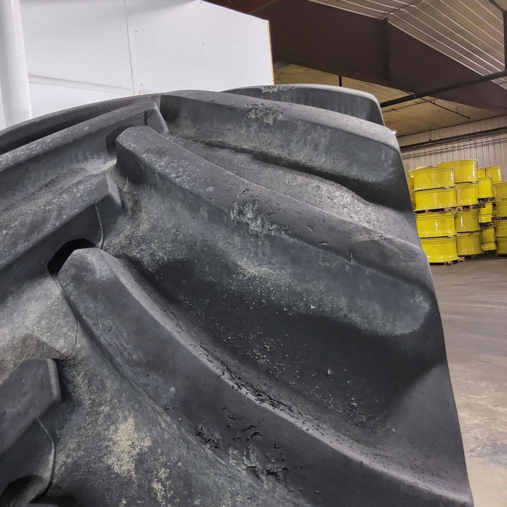 900/60R32 Goodyear Farm DT830 Optitrac R-1W 176A8 80%