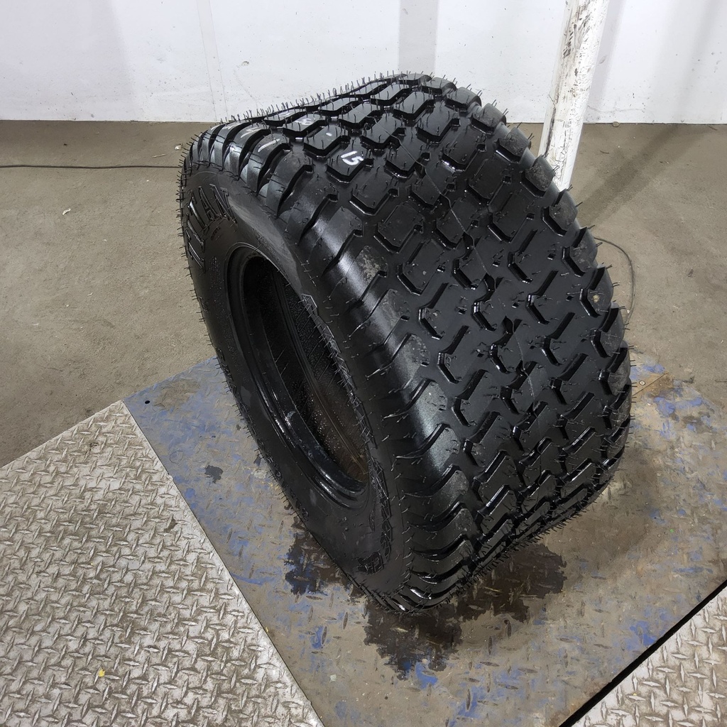 31x13.50-15NHS Titan Farm Multi Trac C/S HF-1 F (12 Ply), 99%