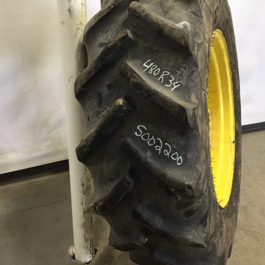 480/70R34 Goodyear Farm DT810 Super Traction R-1W 155 B 70%