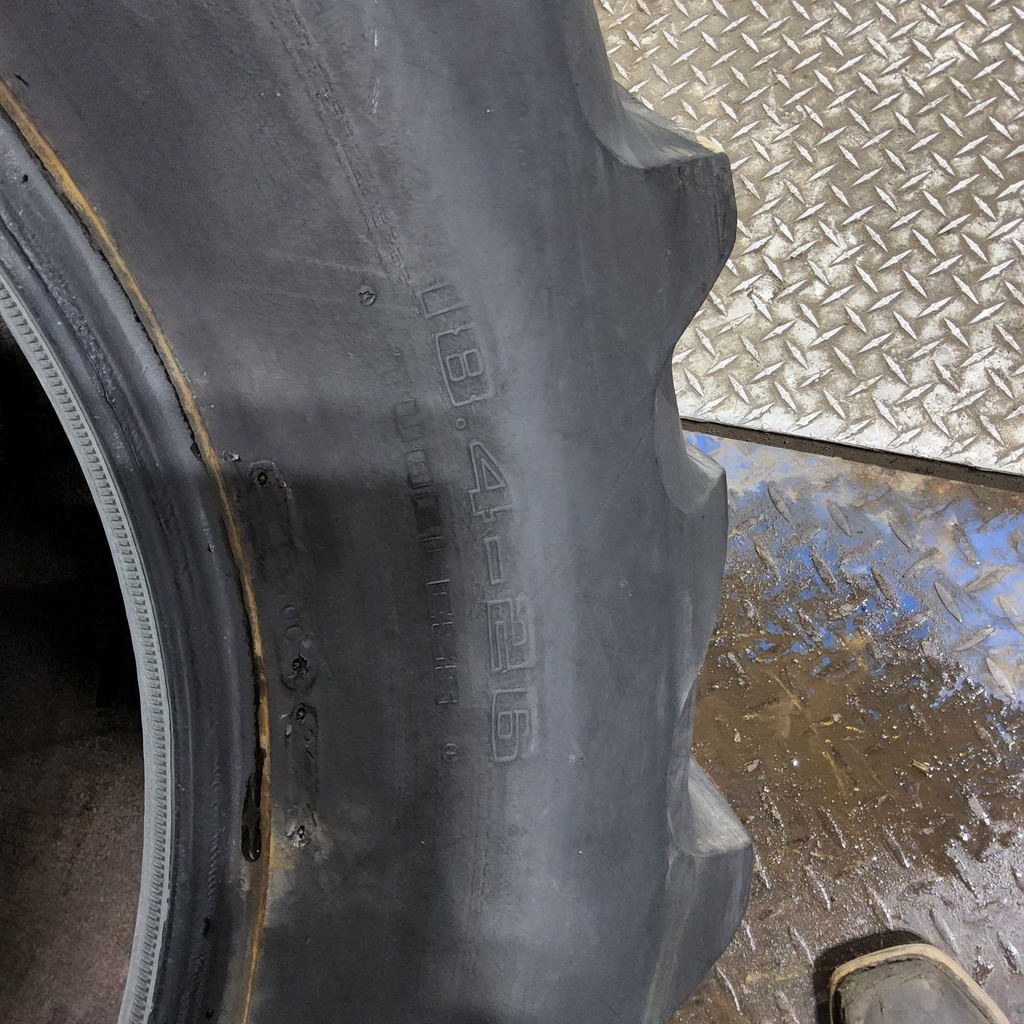 18.4-26 Goodyear Farm Dyna Torque II R-1 C (6 Ply), 85%