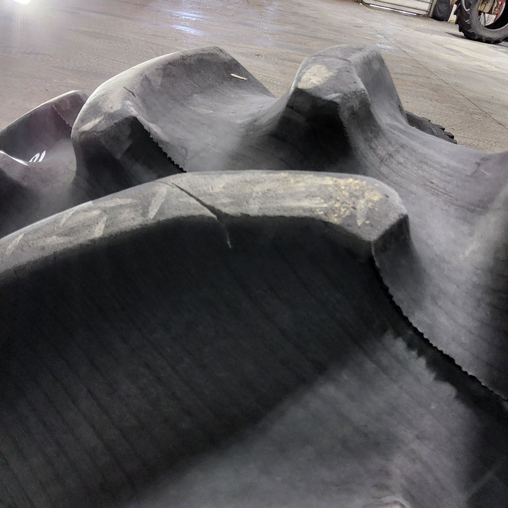 18.4-26 Goodyear Farm Dyna Torque II R-1 C (6 Ply), 85%