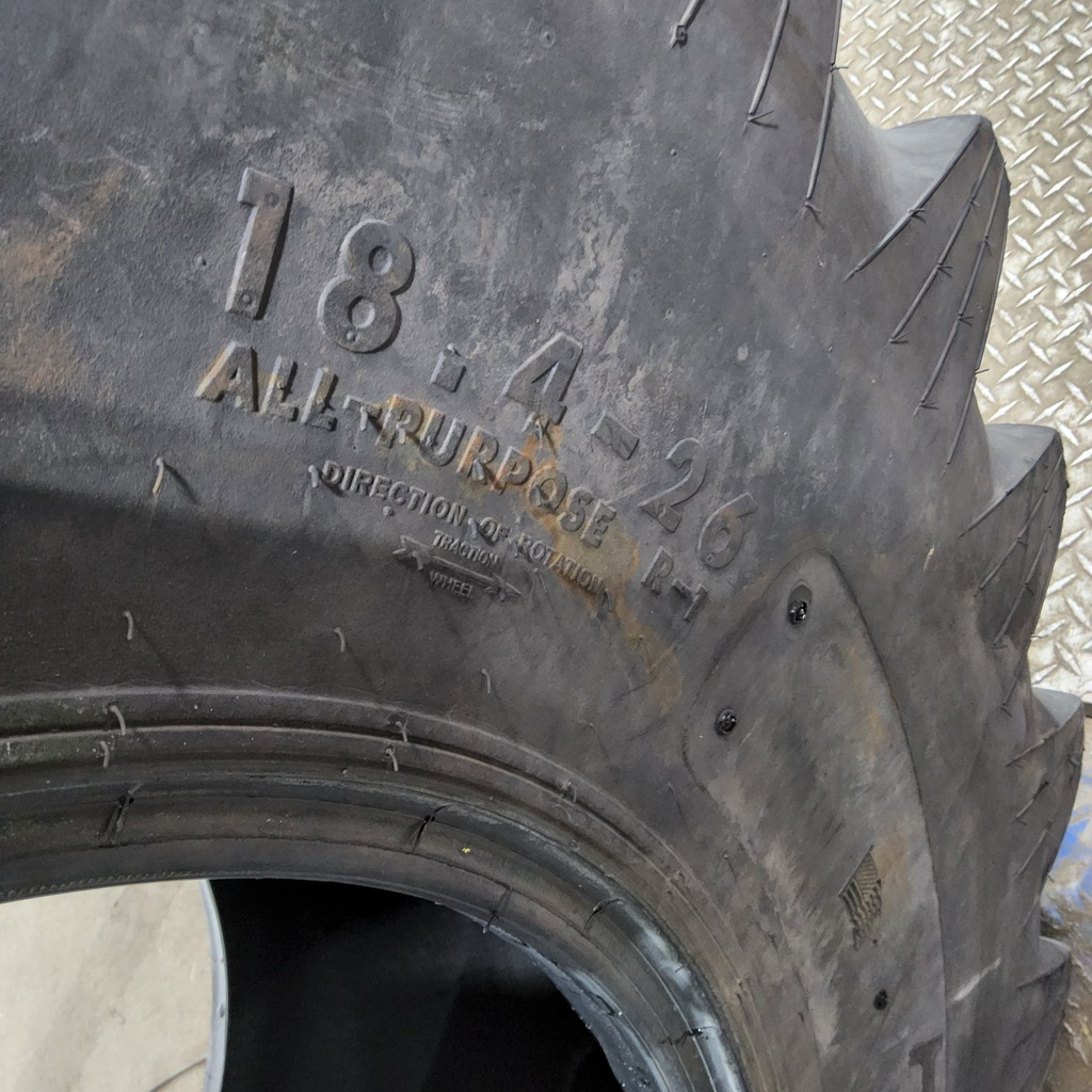 18.4-26 Titan Farm Hi Traction Lug R-1 C (6 Ply), 90%