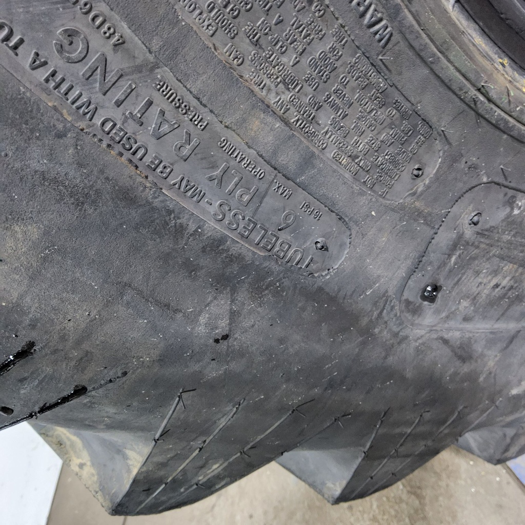 18.4-26 Titan Farm Hi Traction Lug R-1 C (6 Ply), 90%