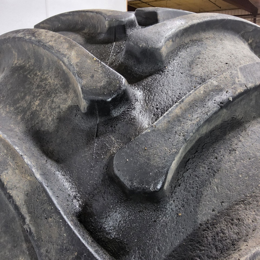 750/65R26 Firestone Radial All Traction DT R-1W 169B 80%