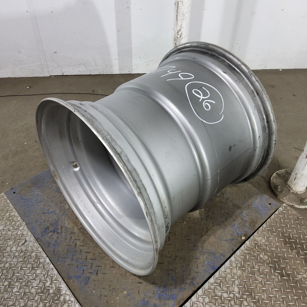 25"W x 26"D, Case IH Silver Mist 10-Hole Formed Plate , -5.25" Offset