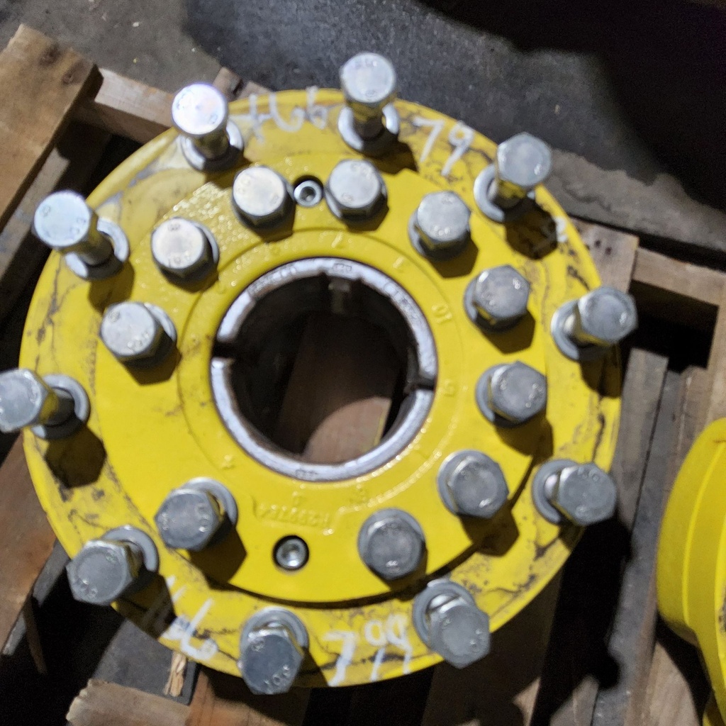 10-Hole Wedg-Lok OE Style, 4.72" (120mm) axle, John Deere Yellow