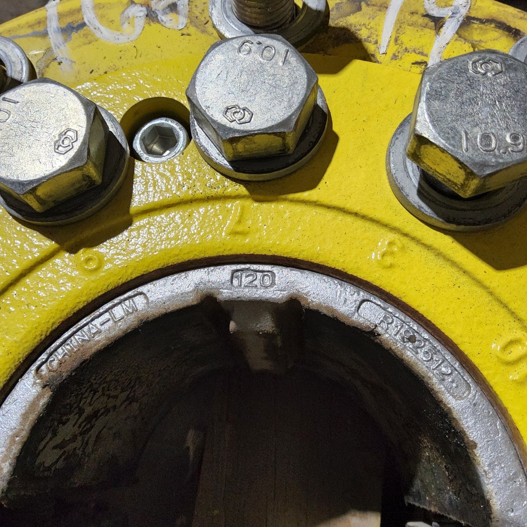 10-Hole Wedg-Lok OE Style, 4.72" (120mm) axle, John Deere Yellow