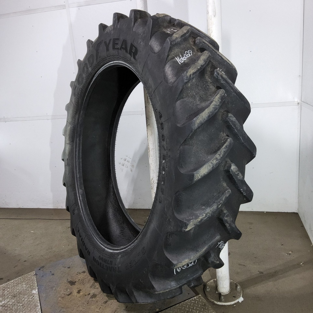 480/80R50 Goodyear Farm DT800 Super Traction R-1W 159B 75%