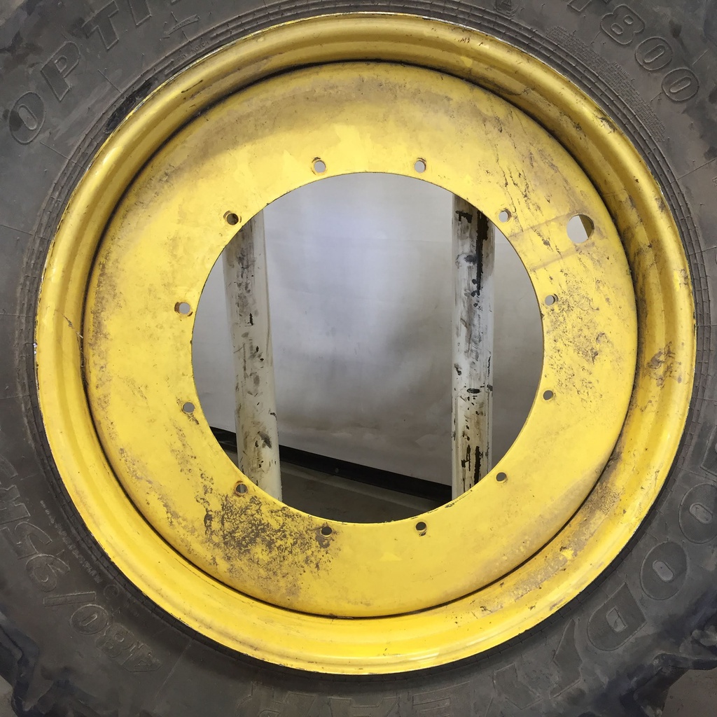 480/95R50 Goodyear Farm DT800 Optitrac R-1W on John Deere Yellow 12-Hole Stub Disc 60%