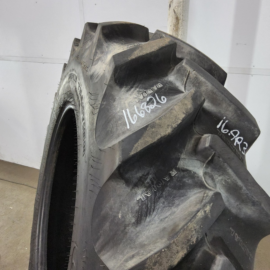 16.9R30 Goodyear Farm Super Traction Radial R-1W 144B 85%