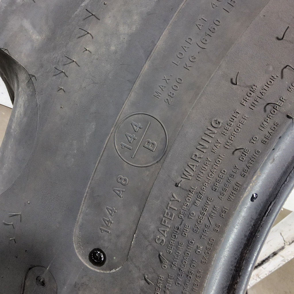 16.9R30 Goodyear Farm Super Traction Radial R-1W 144B 85%